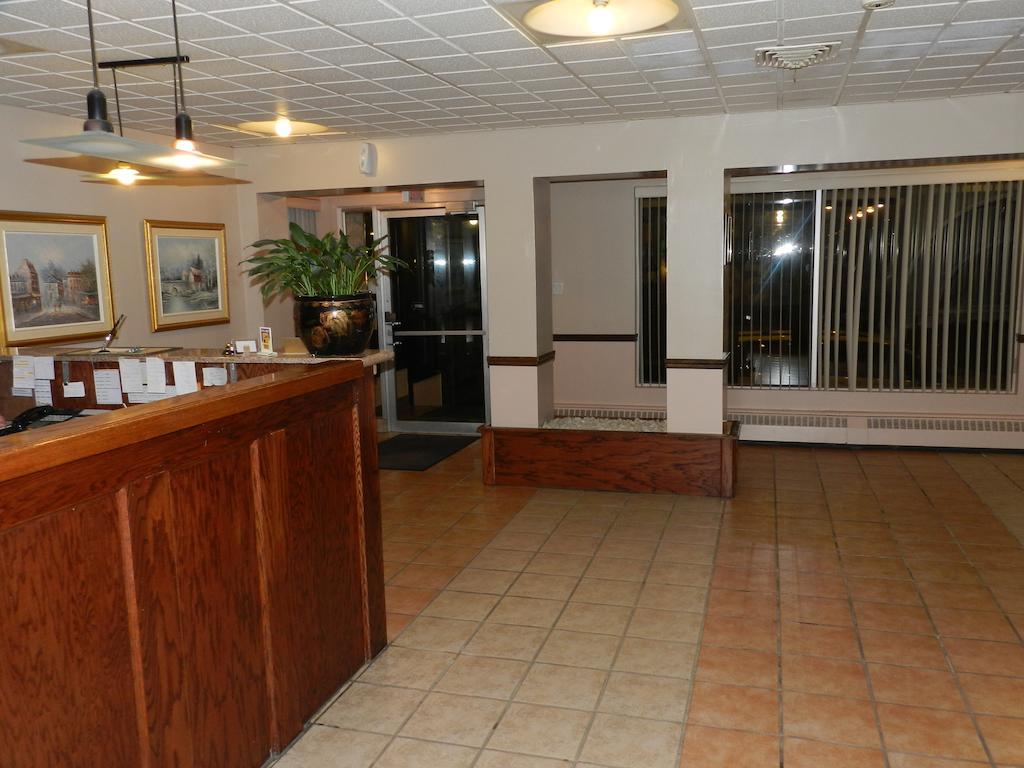 L'Auberge De L'Aeroport Inn Dorval Exterior foto